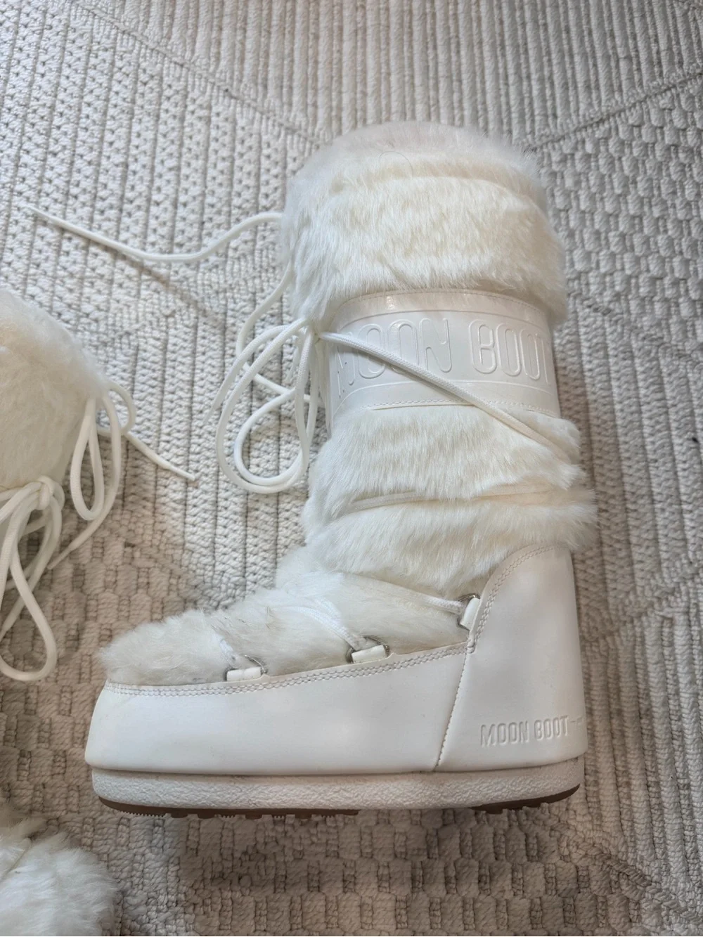 Moon Boot Icon Faux-Fur Boots in Optical White